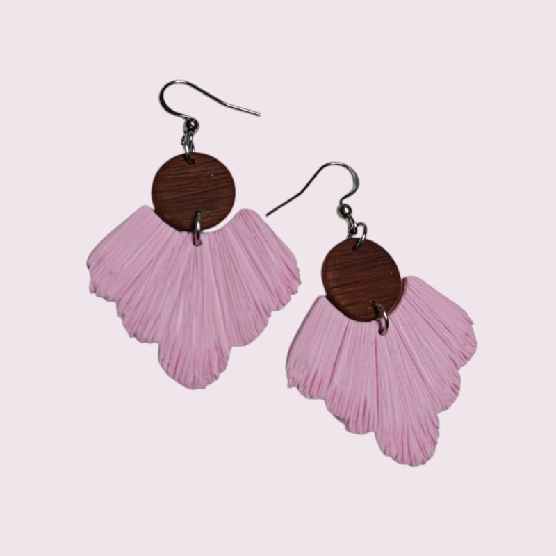 Makramee Vaaleanpunainen koukulla Makramee Vaaleanpunainen koukulla