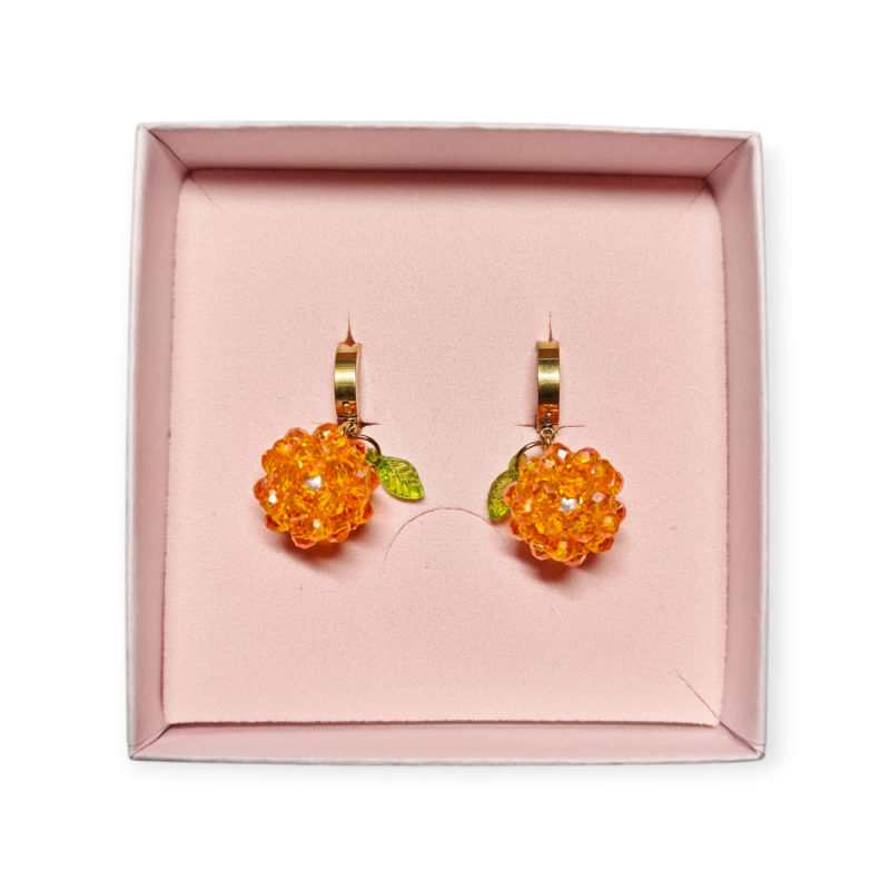 Hilla Helmikorvakorut