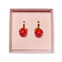 Marja Helmikorvakorut