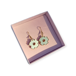 Heijastus peiliakryylikorvakorut kulta